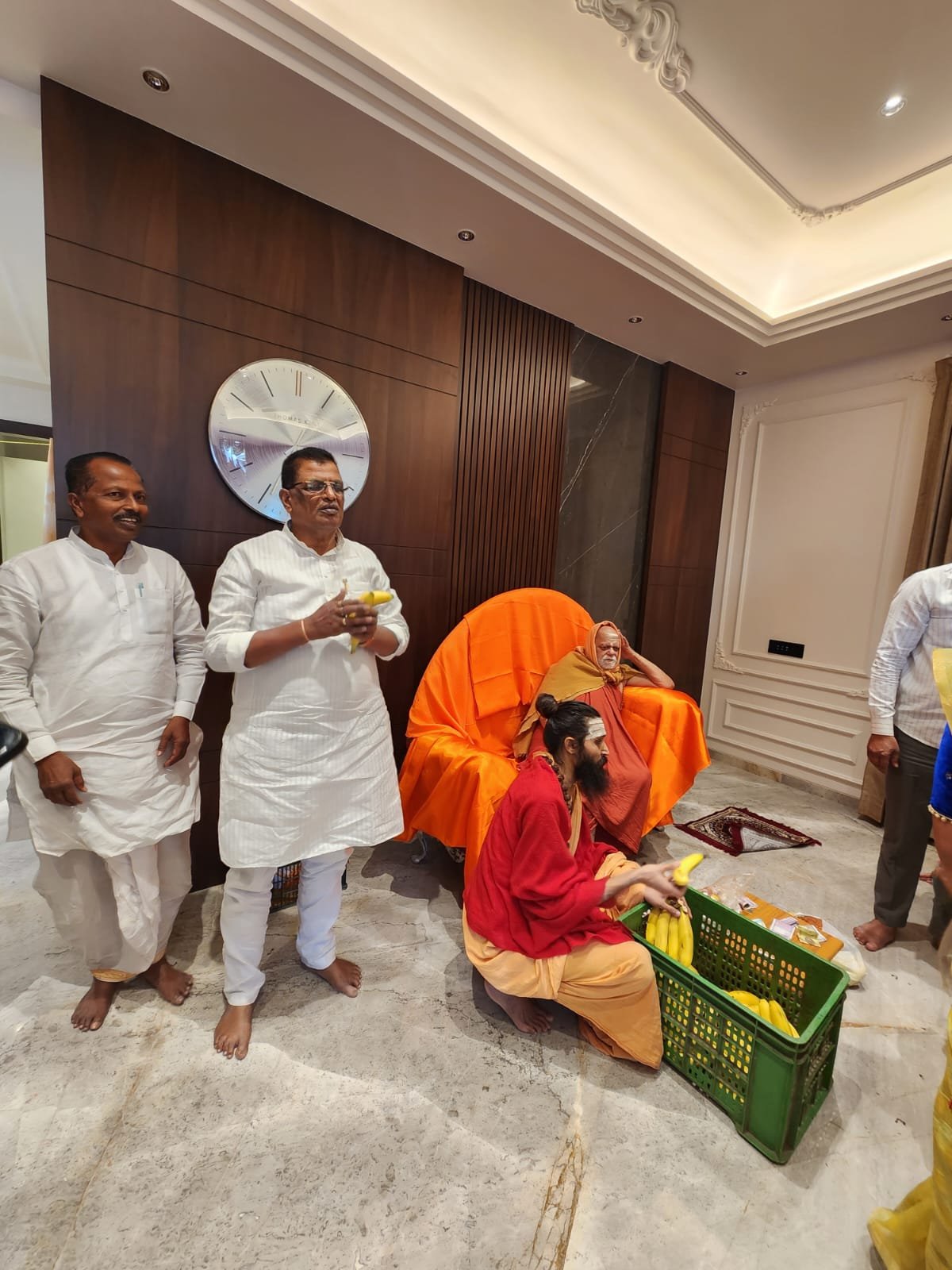 Dr. Ravindra Appa Jnyaneshwar Yelwande receiving Asia Book of Records Grand Master honor for philanthropy